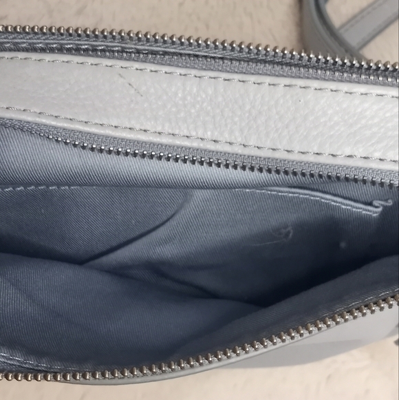 Fossil Pastel Icy Blue Pebbled Leather 2 Compartment Casual Adjustable Crossbody - Picture 5 of 7